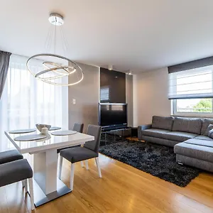 Apart111 - Platinum Apartament